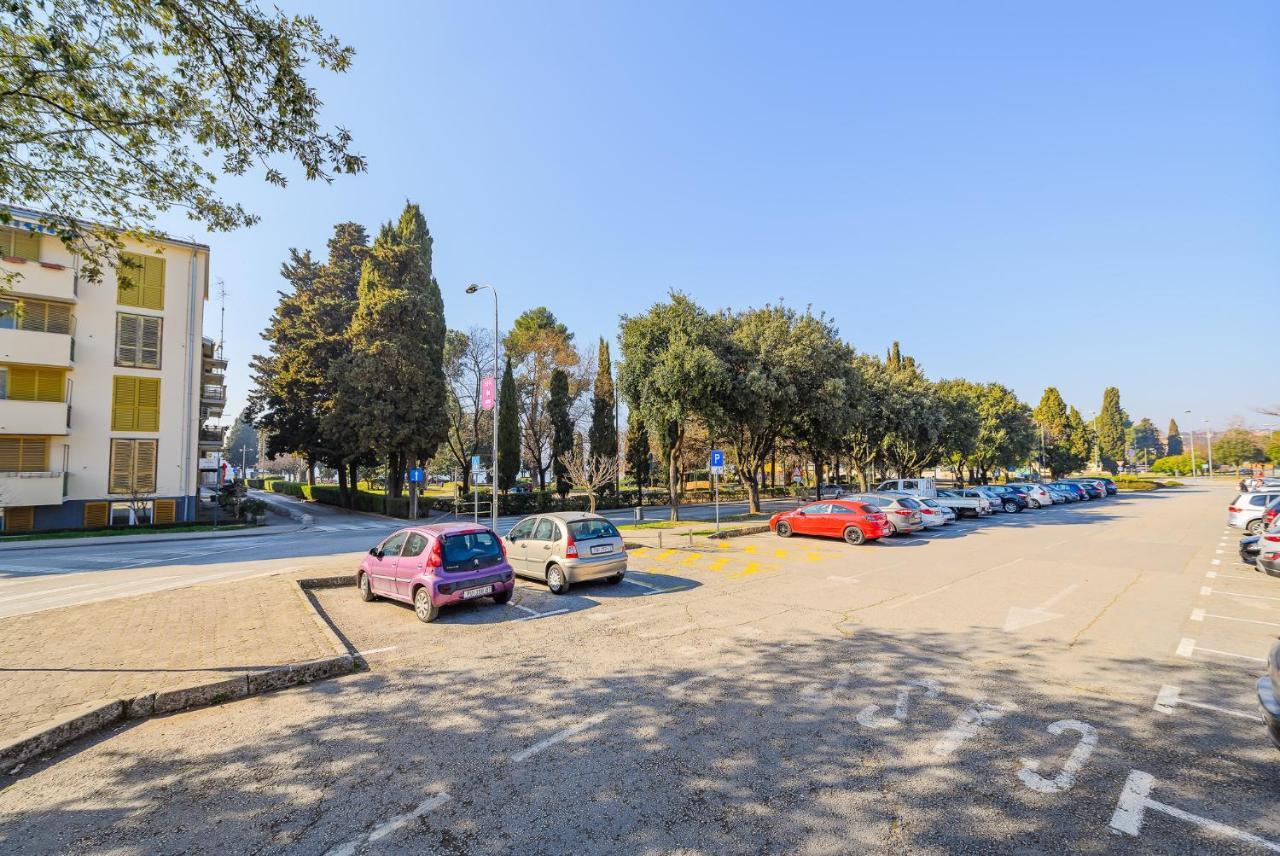 Premium Apartment Peschiera Porec Exterior photo